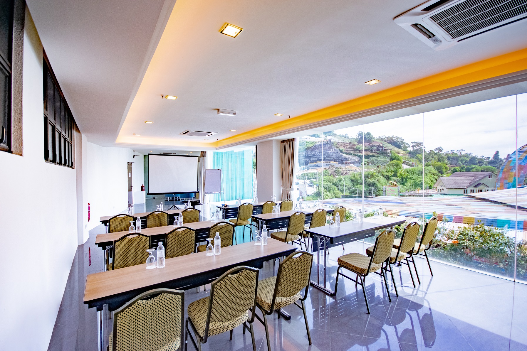 Classroom Seating Meeting Room